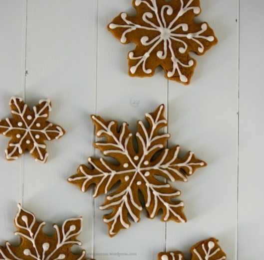 Gingerbread Snowflakes 03